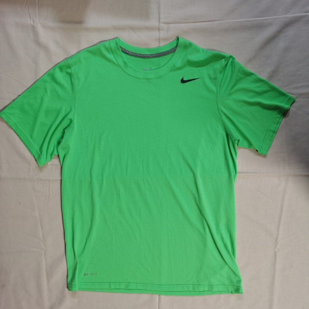 Nike Men's Dri Fit Green Short Sleeve Running T Shirts M